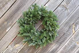 Fraser Fir Wreath 16 inch